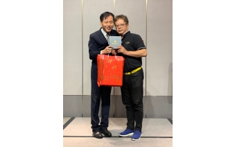 宋榮螢團長