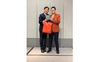宋榮螢團長