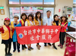 大崁社區活動中心免費為社區老人視力健檢