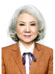 盧 玲